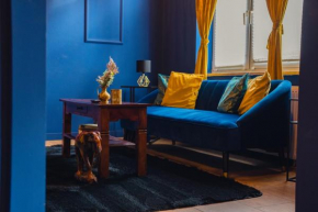 Blue Royal Apartment